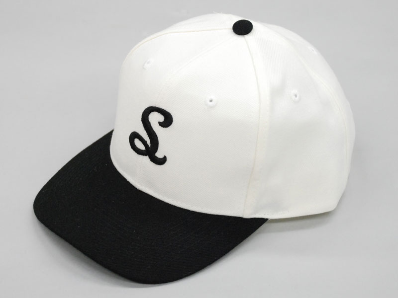 Casquette avec rembourrage mousse