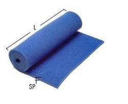 135/001/D Mousse polyester bleue
